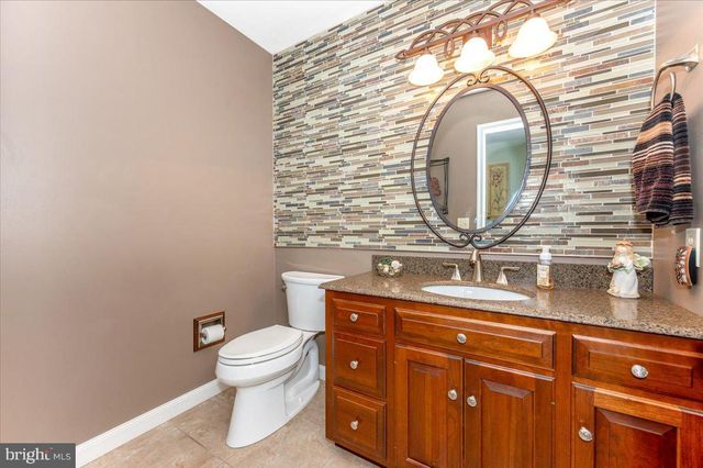 10608 HERSHEY DR, Williamsport, MD 21795