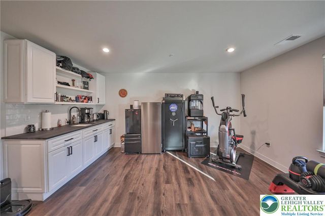 2364 Raya Way, Bethlehem Twp, PA 18045