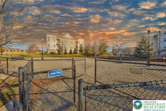 2364 Raya Way, Bethlehem Twp, PA 18045