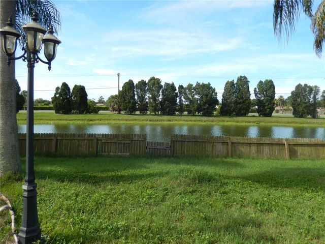 817 FRANKFORD DRIVE, Brandon, FL 33511