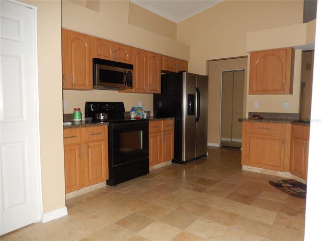 817 FRANKFORD DRIVE, Brandon, FL 33511