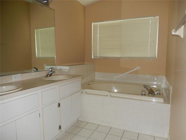 817 FRANKFORD DRIVE, Brandon, FL 33511