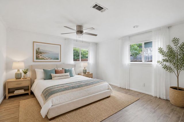 1515 Mearns Meadow BLVD, Austin, TX 78758