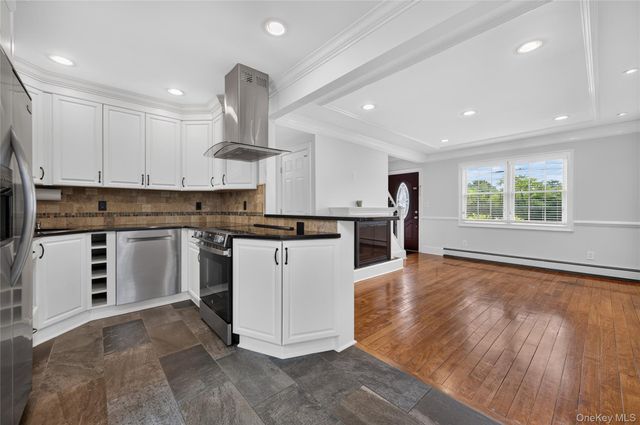 137 Wantagh Avenue, Levittown, NY 11756