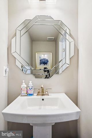 6126 DOCK ST, Frederick, MD 21703