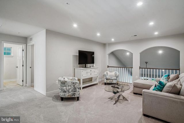 6126 DOCK ST, Frederick, MD 21703