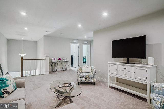 6126 DOCK ST, Frederick, MD 21703