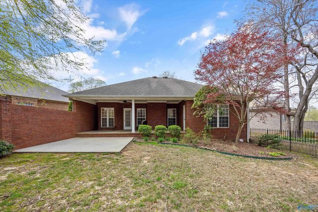 22268 Merlot Drive, Athens, AL 35613