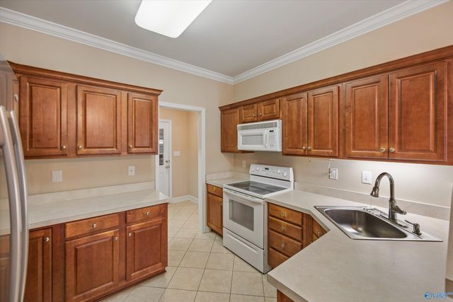 22268 Merlot Drive, Athens, AL 35613