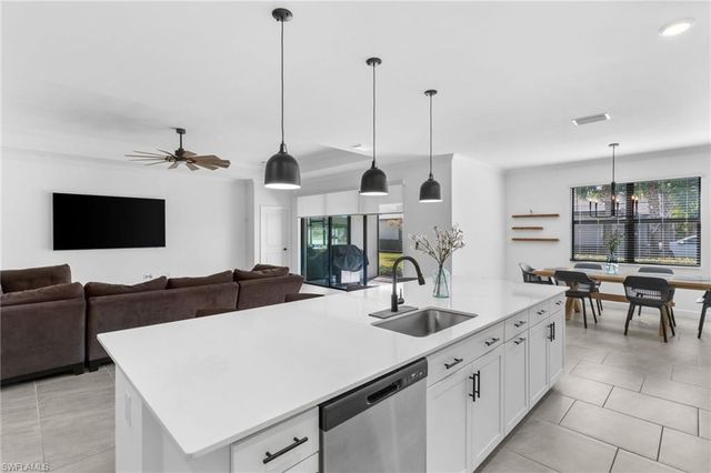 18307 Parksville DR, Estero, FL 33928