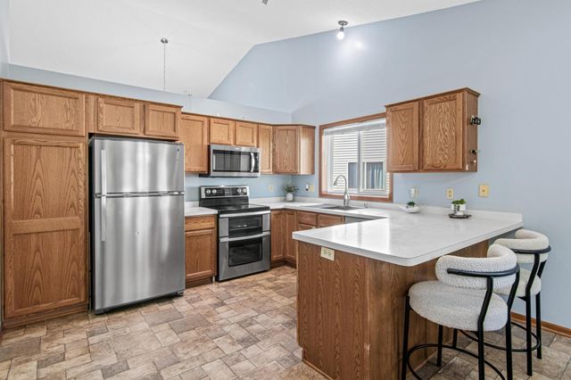 3166 129th Avenue NW, Coon Rapids, MN 55448