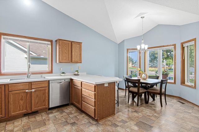 3166 129th Avenue NW, Coon Rapids, MN 55448