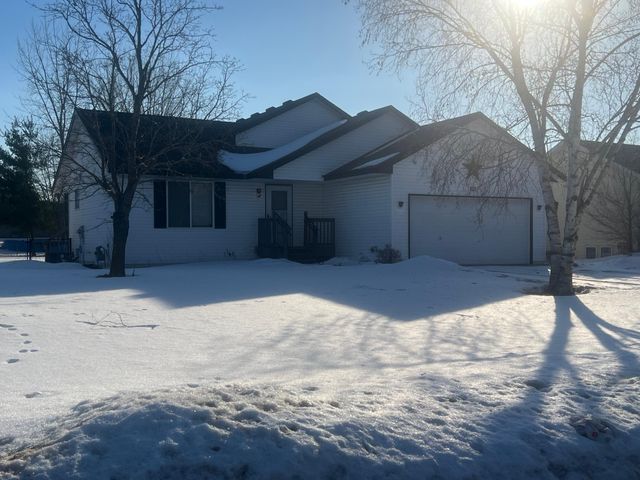 801 Cedar Street SW, Isanti, MN 55040