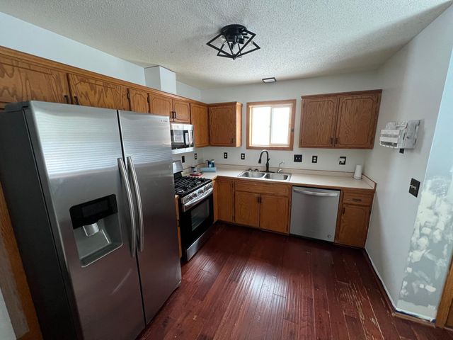 801 Cedar Street SW, Isanti, MN 55040