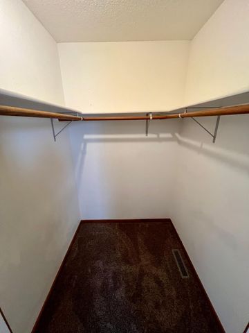 801 Cedar Street SW, Isanti, MN 55040