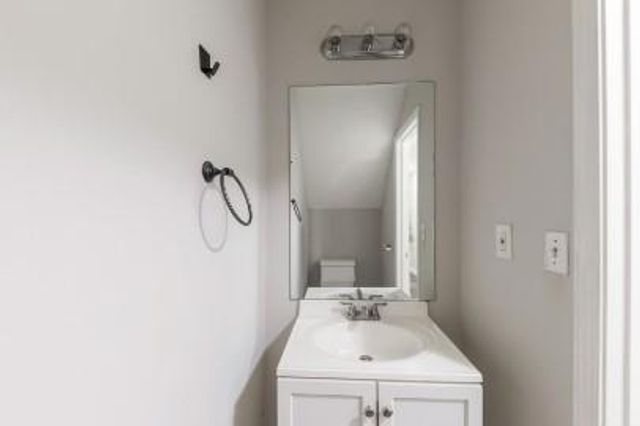 776 Crestside Court, Austell, GA 30168