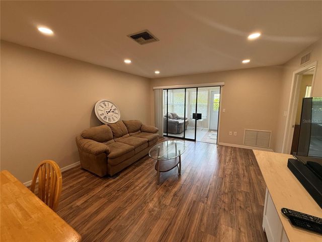 2130 BANCROFT PLACE B, Palm Harbor, FL 34683