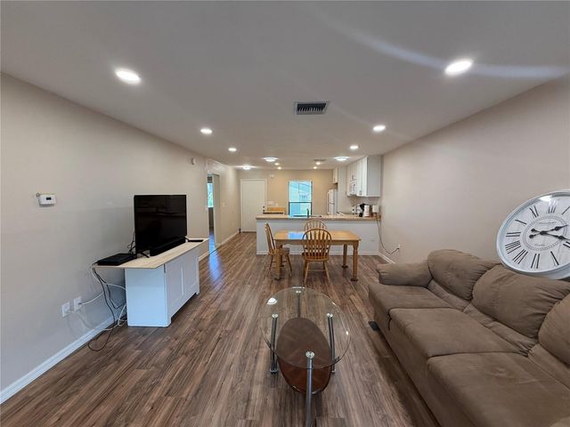 2130 BANCROFT PLACE B, Palm Harbor, FL 34683