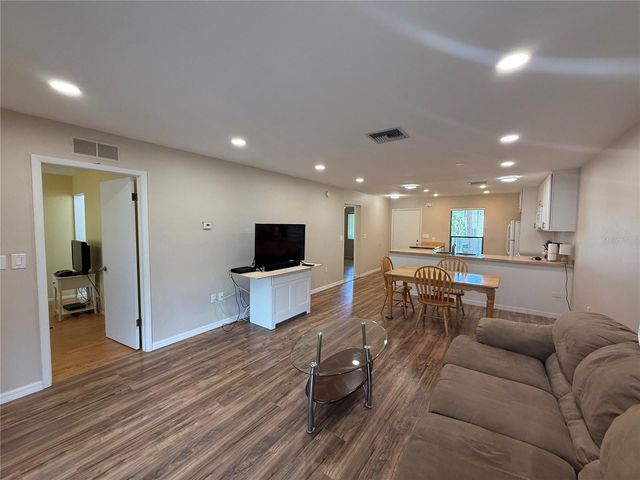 2130 BANCROFT PLACE B, Palm Harbor, FL 34683