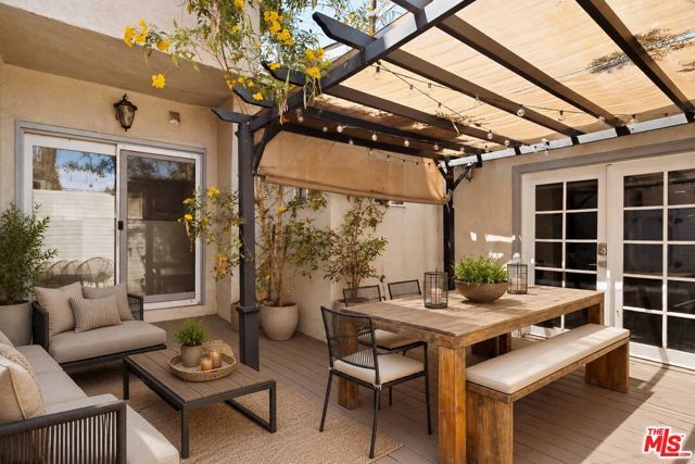 5815 Franklin Avenue, Los Angeles, CA 90028
