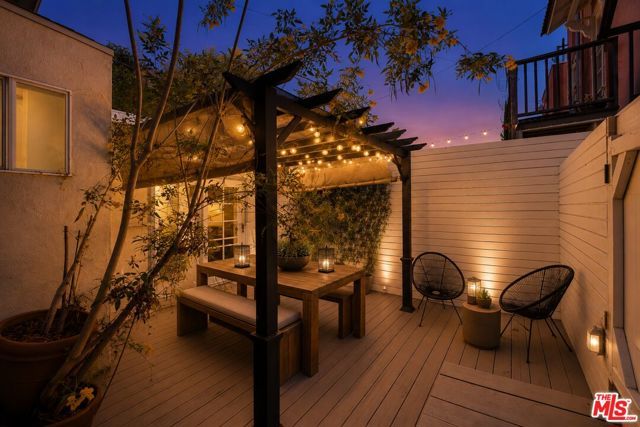 5815 Franklin Avenue, Los Angeles, CA 90028