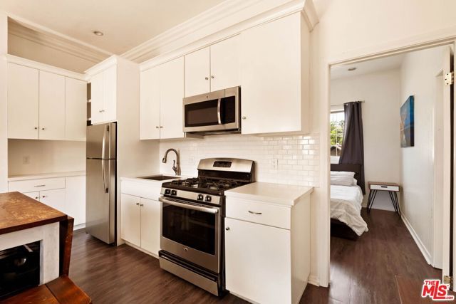 5815 Franklin Avenue, Los Angeles, CA 90028