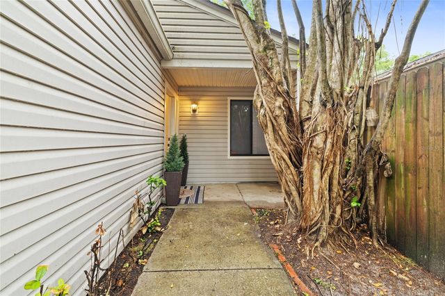 335 KIRKCALDY DRIVE, Winter Springs, FL 32708