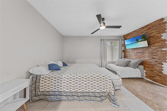 335 KIRKCALDY DRIVE, Winter Springs, FL 32708