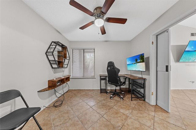 335 KIRKCALDY DRIVE, Winter Springs, FL 32708