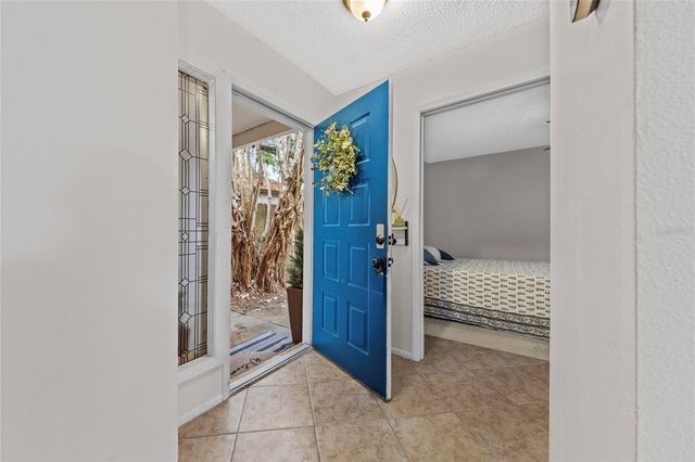 335 KIRKCALDY DRIVE, Winter Springs, FL 32708