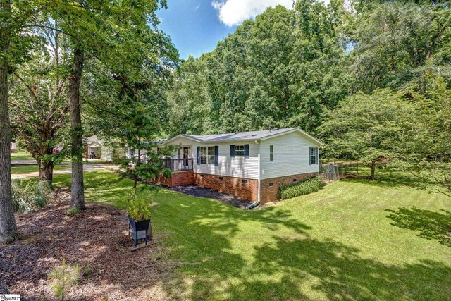 185 Claridge Court, Fountain Inn, SC 29644