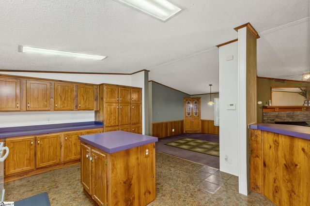 185 Claridge Court, Fountain Inn, SC 29644