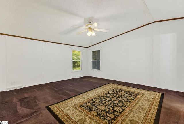 185 Claridge Court, Fountain Inn, SC 29644