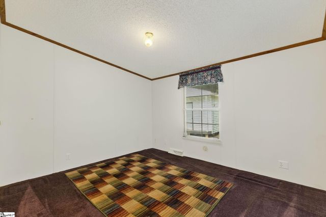 185 Claridge Court, Fountain Inn, SC 29644