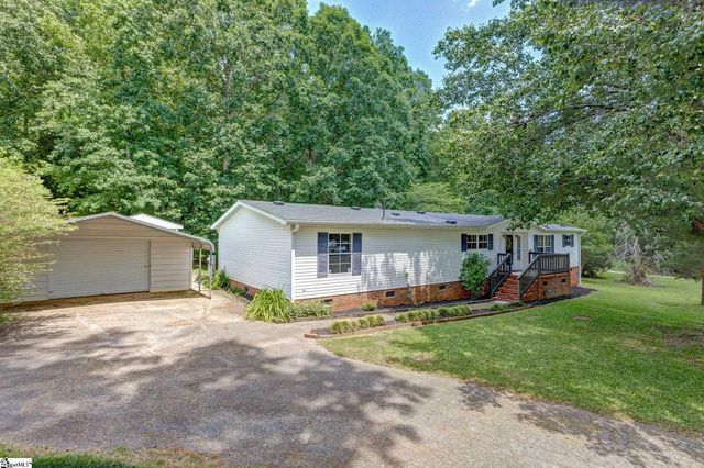 185 Claridge Court, Fountain Inn, SC 29644