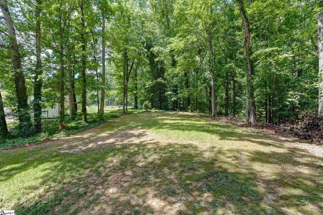 185 Claridge Court, Fountain Inn, SC 29644