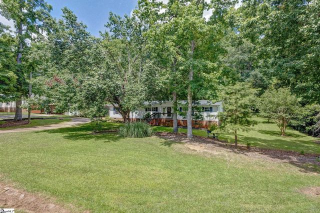 185 Claridge Court, Fountain Inn, SC 29644