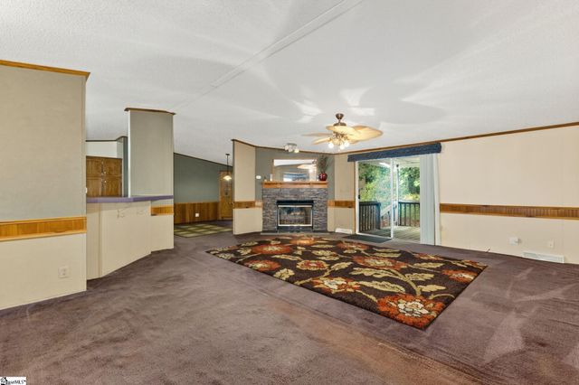 185 Claridge Court, Fountain Inn, SC 29644