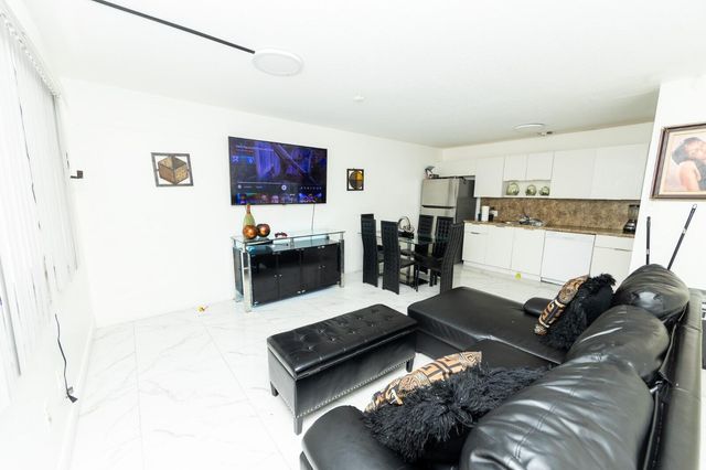 783 NE 127th Street, North Miami, FL 33161