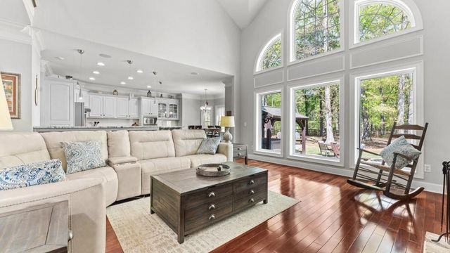 302 Cove Lake Drive, Marble Hill, GA 30148