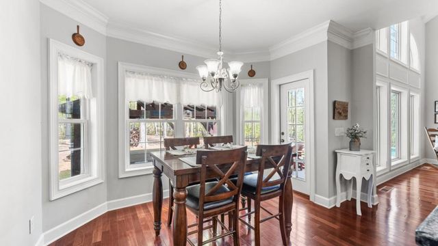 302 Cove Lake Drive, Marble Hill, GA 30148