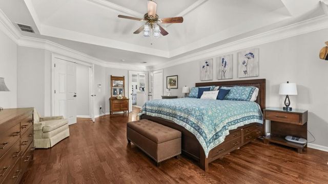302 Cove Lake Drive, Marble Hill, GA 30148