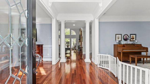 302 Cove Lake Drive, Marble Hill, GA 30148