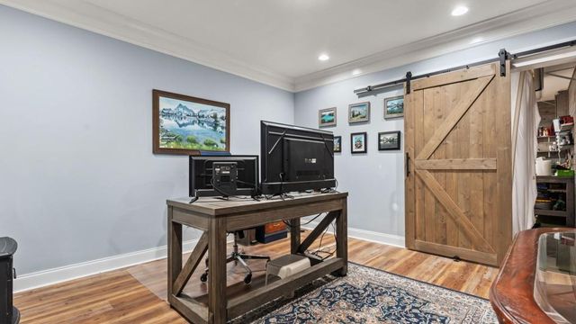 302 Cove Lake Drive, Marble Hill, GA 30148