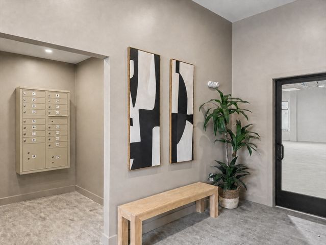 3992 Washington St 206, Boston, MA 02131