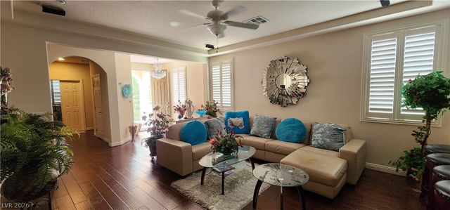 3 Crooked Putter Drive, Las Vegas, NV 89148