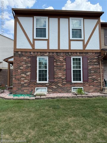 36511 Park Place Drive, Sterling Heights, MI 48310