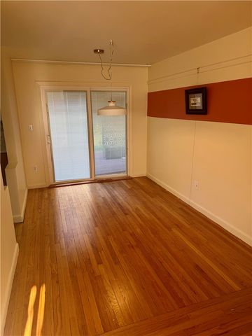 3 Wood Road, Middletown, RI 02842