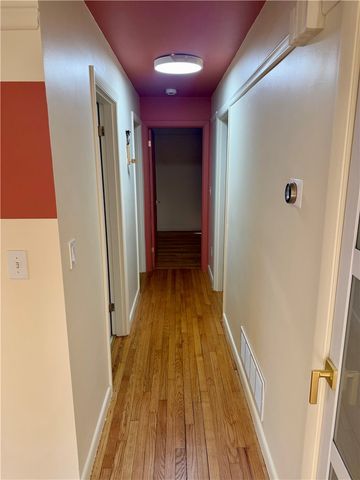 3 Wood Road, Middletown, RI 02842