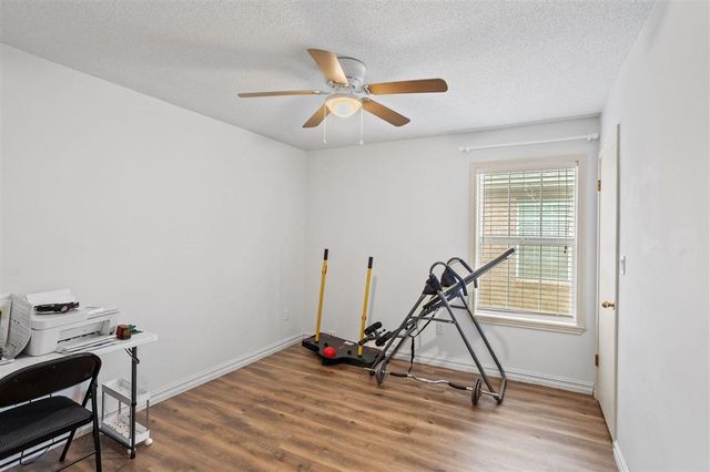 1822 N Tallow Wood Drive, Lake Charles, LA 70605